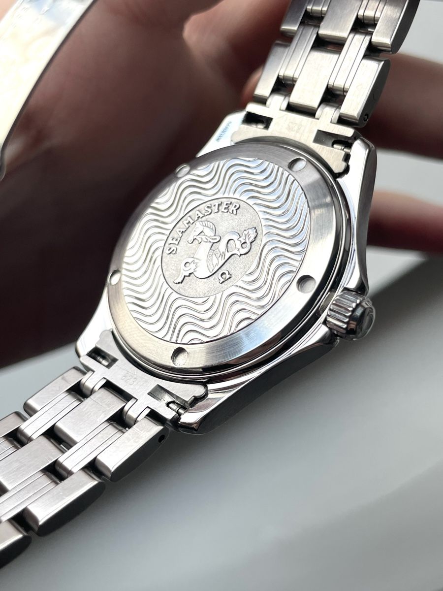 Omega Orologi: Omega Seamaster Automatik 36mm Midsize Läuft – Usato da Uster venduto da AlabasterOne 8