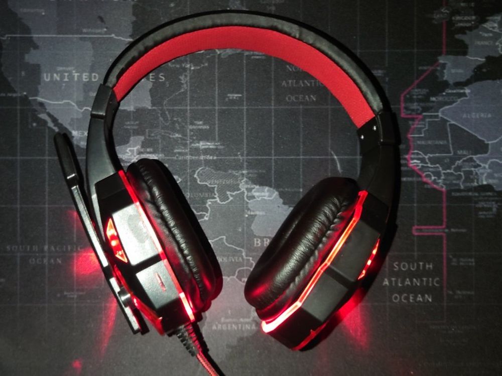 full bass HD Gaming Headset mit roten LEDs kabelgebunden Kaufen auf