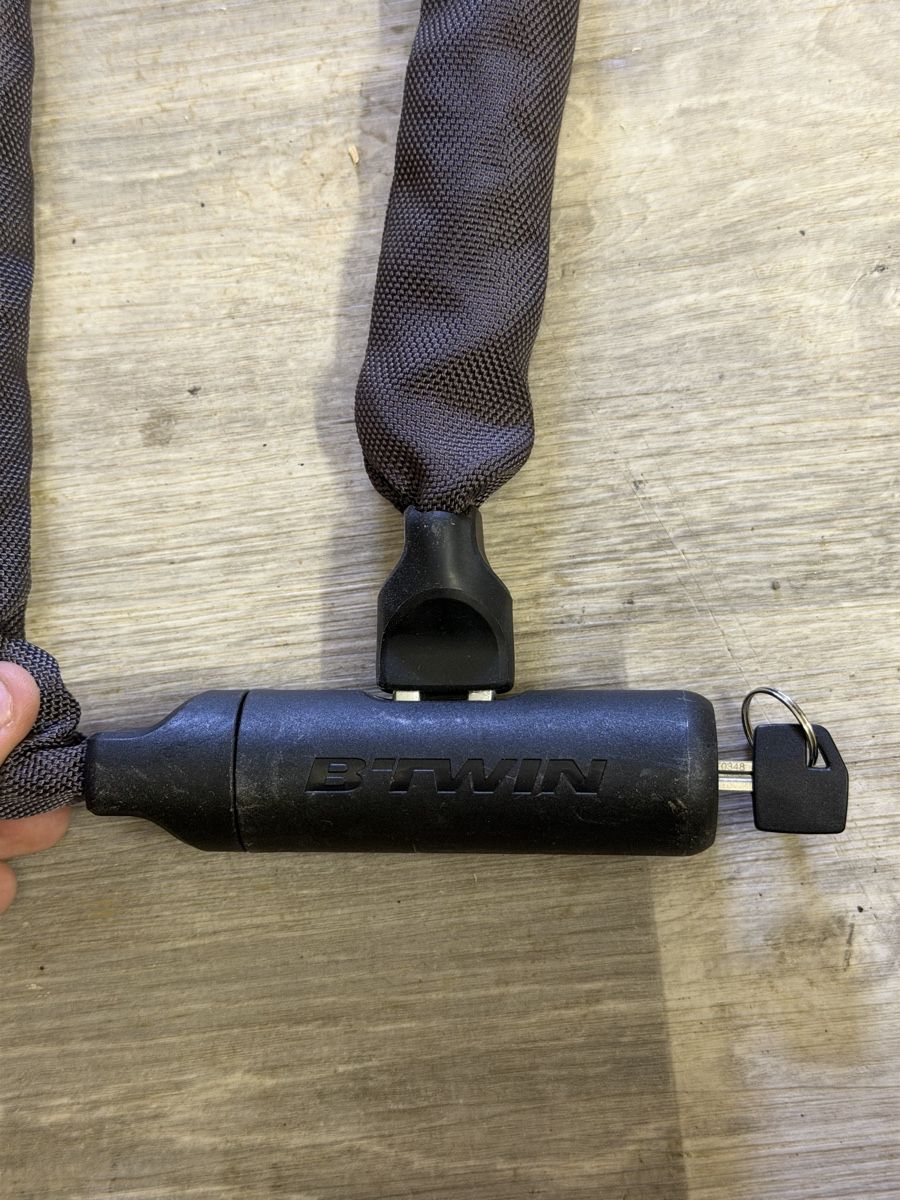 Lucchetti: B'Twin Bicycle Lock Chain with Key Good Condition – Usato da Birmensdorf ZH venduto da OGTaucher123 4