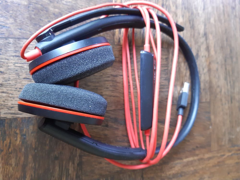 USB headset Plantronics (Gebraucht) in Zürich für CHF 2 – mit Lieferung ...