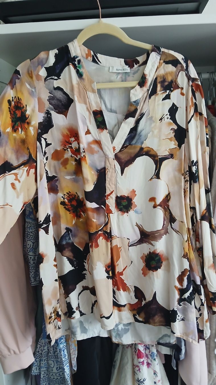 Camicette: Sani Blu Bluse aus Viskose, Gr 46 – Usato da Beinwil am See venduto da Superchance