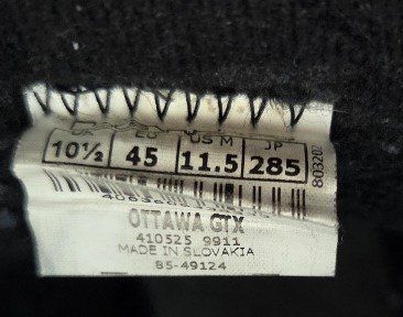 Lowa Herrenschuhe: Lowa Winterschuhe Gr. 45 – Gebraucht aus Oberegg von Roberto24 4