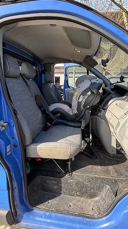 Renault Veicoli da campeggio: Renault Trafic L2H1 dCi115 – Usato da Bern venduto da Mjiam 4
