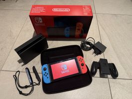Nintendo Switch 1 Konsole mit Zubehör, Top Zustand!
