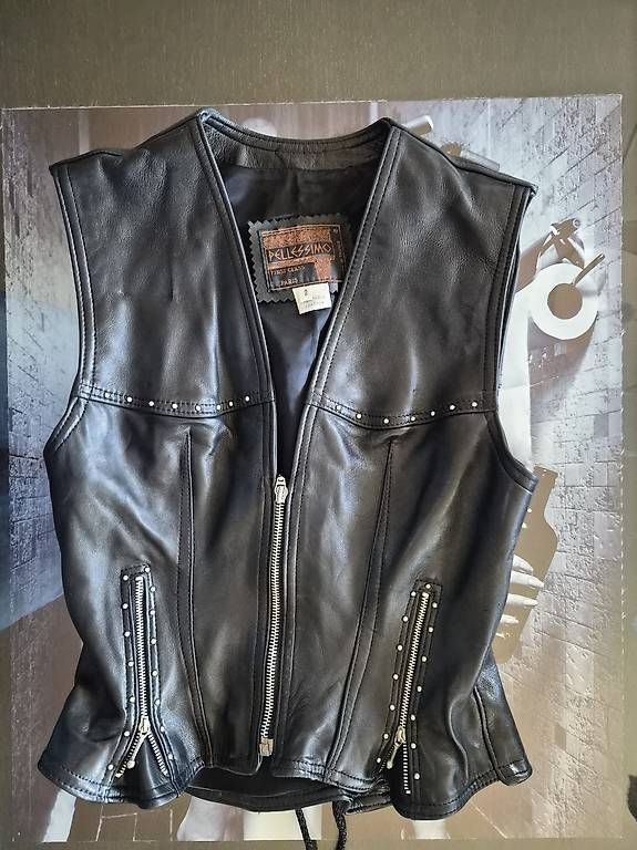 Gilets & Westen: Gilets cuir  – Gebraucht aus Belmont-Lausanne von mastercheck 1