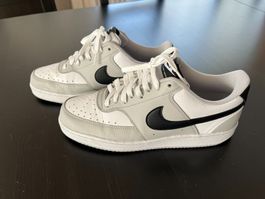 NIKE Court Vision LO Sneaker EUR 44 / US 10