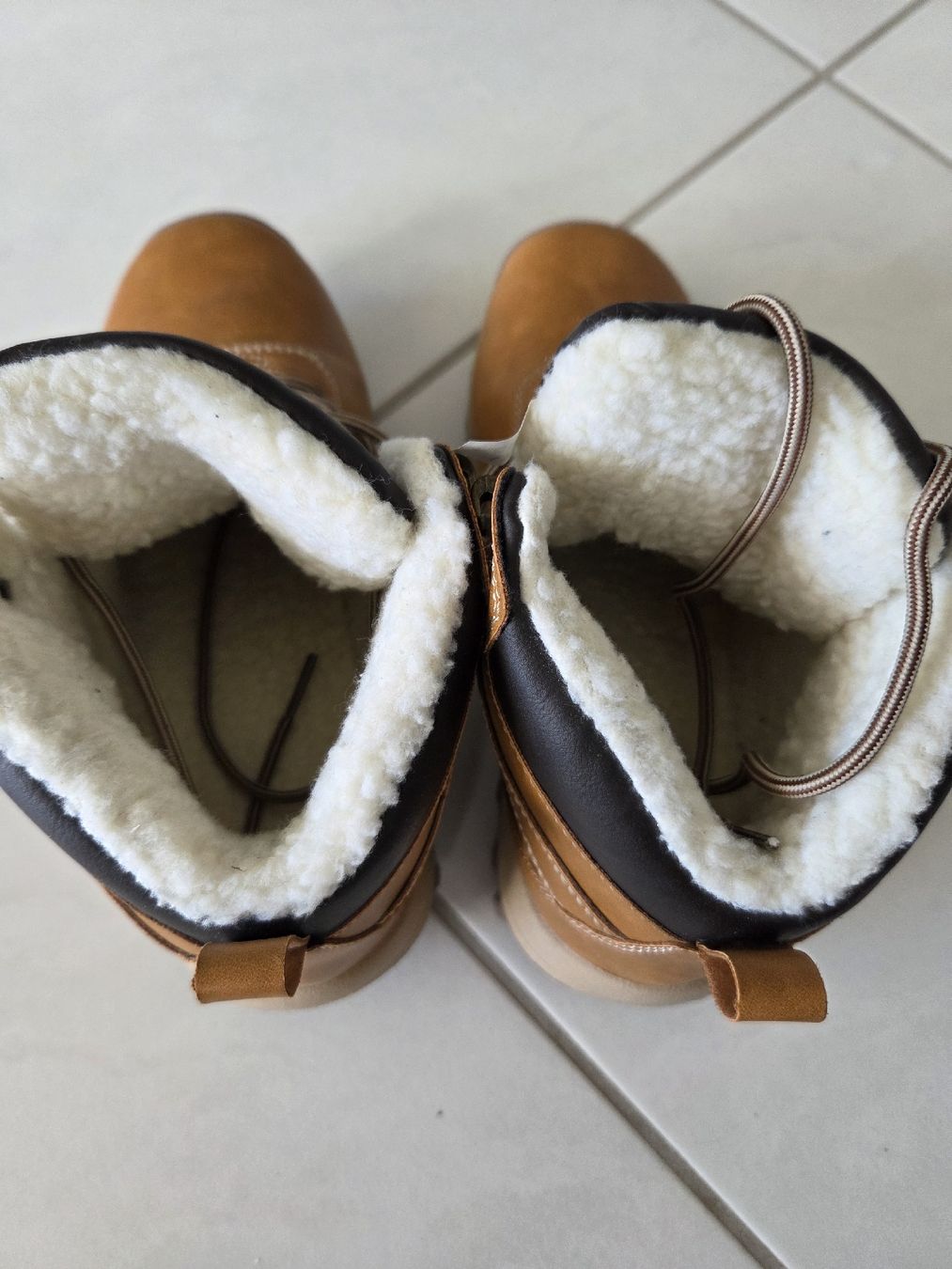 Scarpe da uomo: Boots Herbst / Winter gr.41 – Nuovo (secondo la descrizione) da Bronschhofen venduto da Katrusja 2