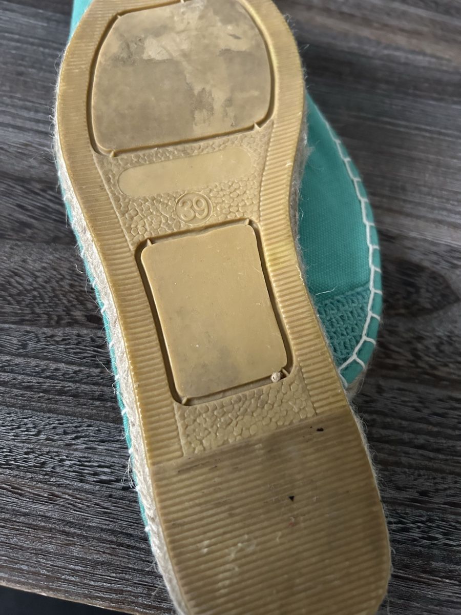Scarpe da donna: Gut erhaltene, grüne Espadrilles, 39 Neu  – Nuovo (secondo la descrizione) da Beringen venduto da Sternli650 1