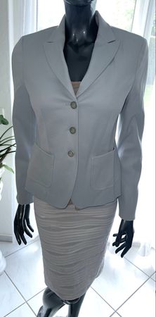 MADELEINE BLAZER GR. 36 neuwertig