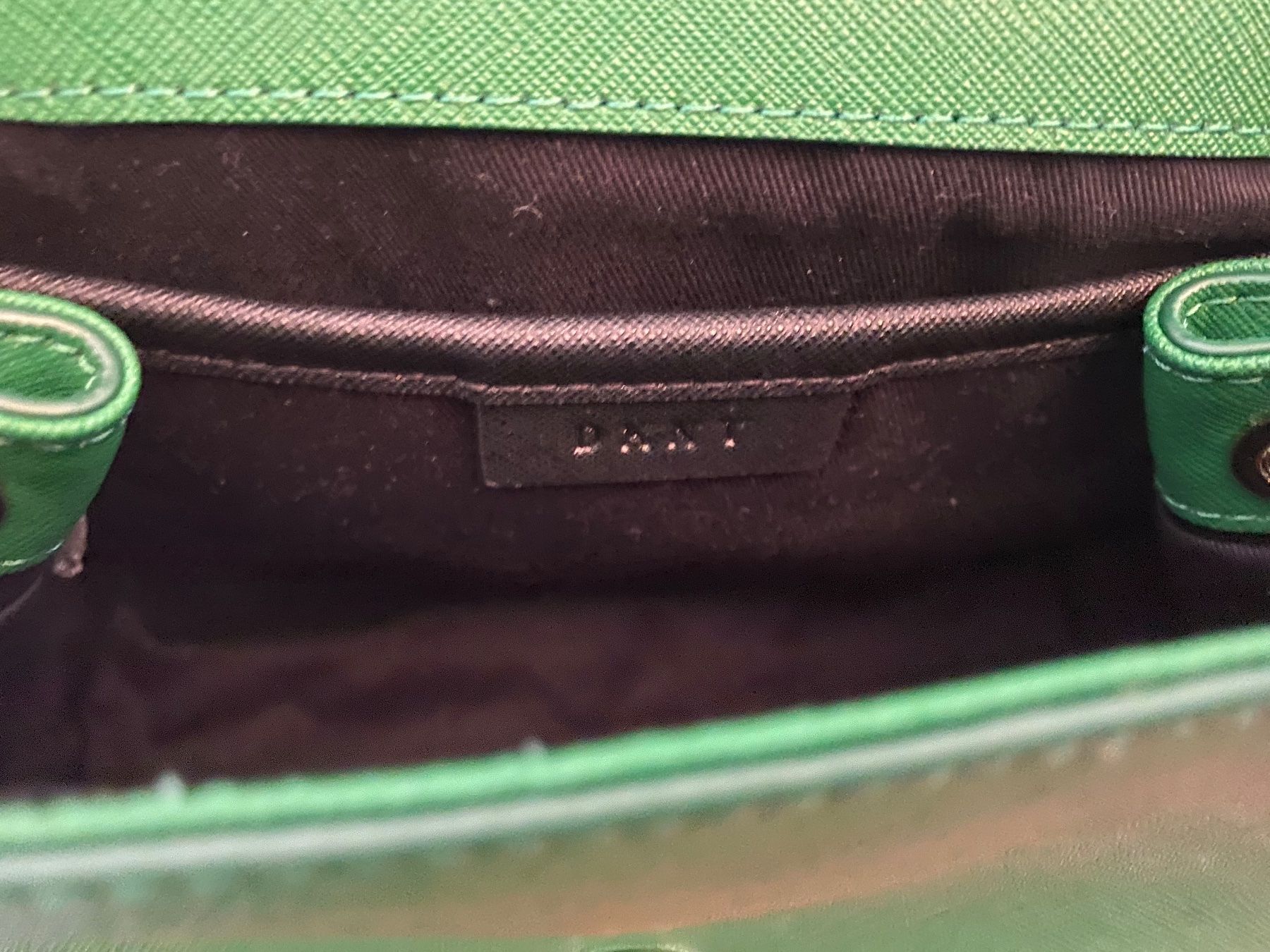Taschen für Damen: Tasche DNKY Leder NEU – Neu und originalverpackt aus Basel von Gundeli-25 2