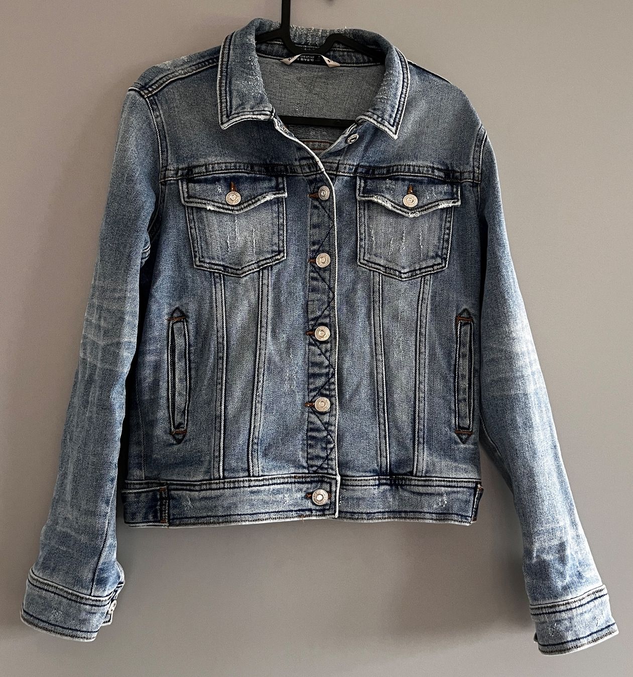 Zara Giacche: Jeansjacke – Nuovo (secondo la descrizione) da Oberrieden venduto da sardi03