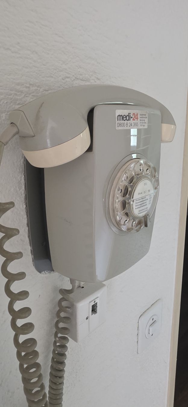 Telefoni: Vintage-Wandtelefon – Usato da Schwerzenbach venduto da Max460 3