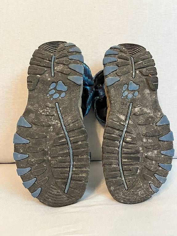 Schuhe für Jungen: Sandalen Jack Wolfskin Grösse 32 – Gebraucht aus Bühl BE von psos 1