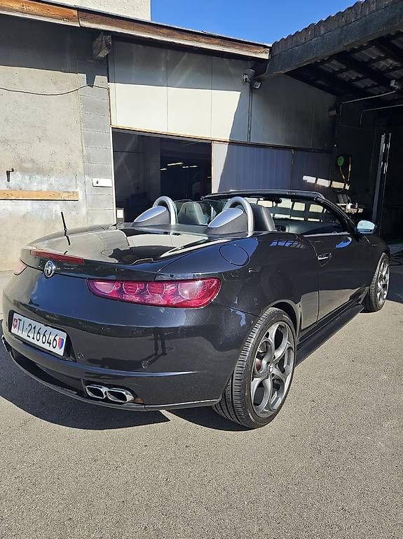 Automobili: Alfa Romeo Spider 2.2 140000km – Usato da Lamone venduto da ermano-tobia 2