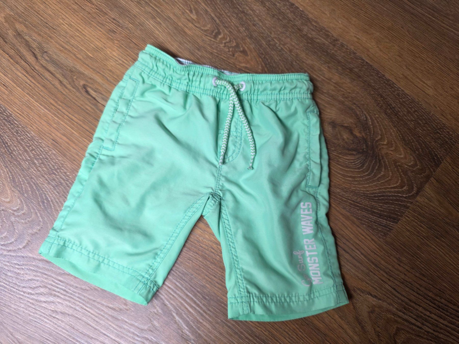 Costumi da bagno: Badeshorts, Badehose Gr. 98 – Usato da Nebikon venduto da Japostyle