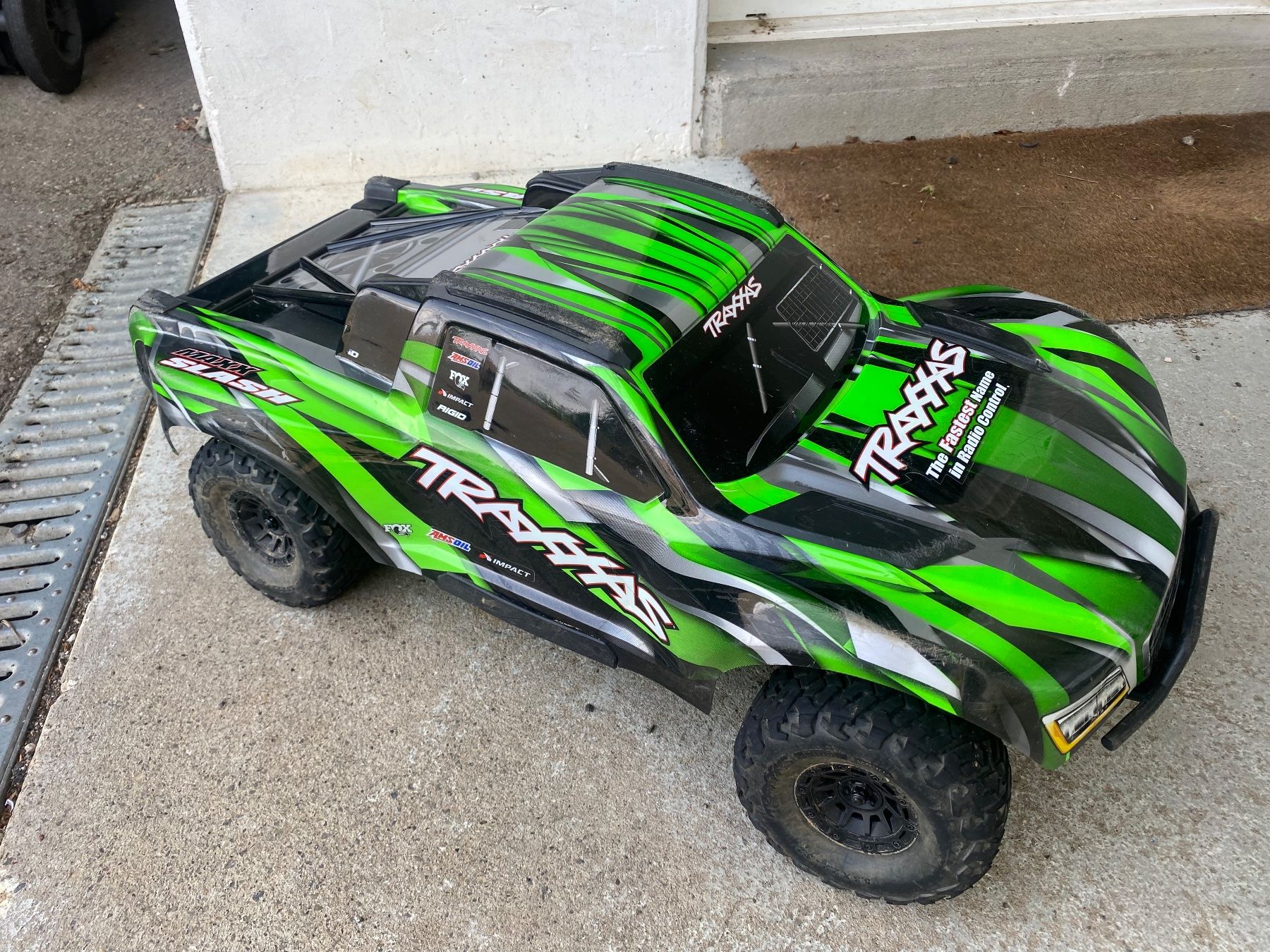 Traxxas Modellismo RC: Traxxas Maxx Slash – Usato da Duggingen venduto da ivok81 1