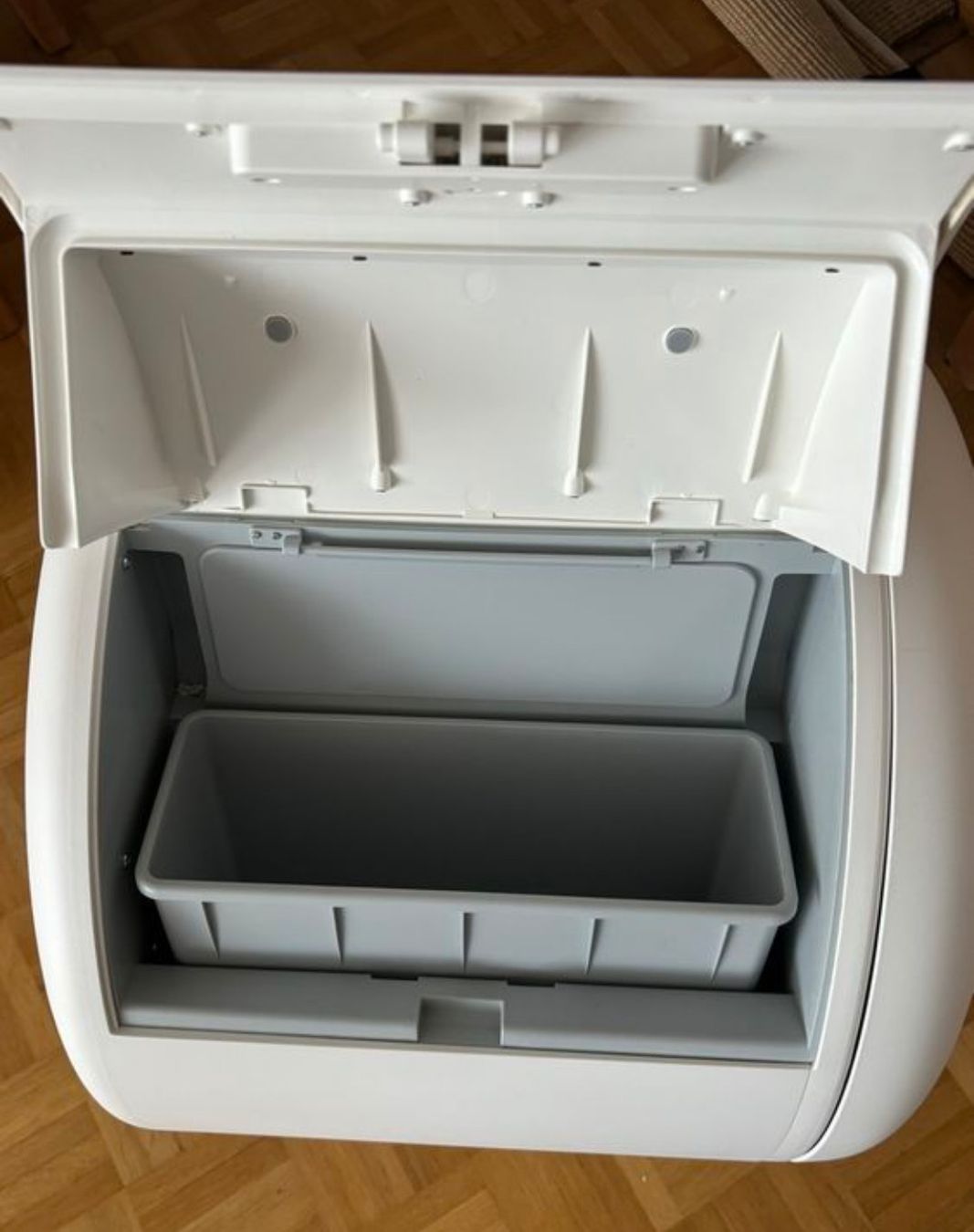 Trixie WC: Trixie Self-Cleaning Litter Box, White, Used – Gebraucht aus Lengnau BE von Ragaso 5