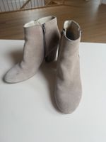 Ab 1.- Bata Wildleder Stiefeletten, Gr 40