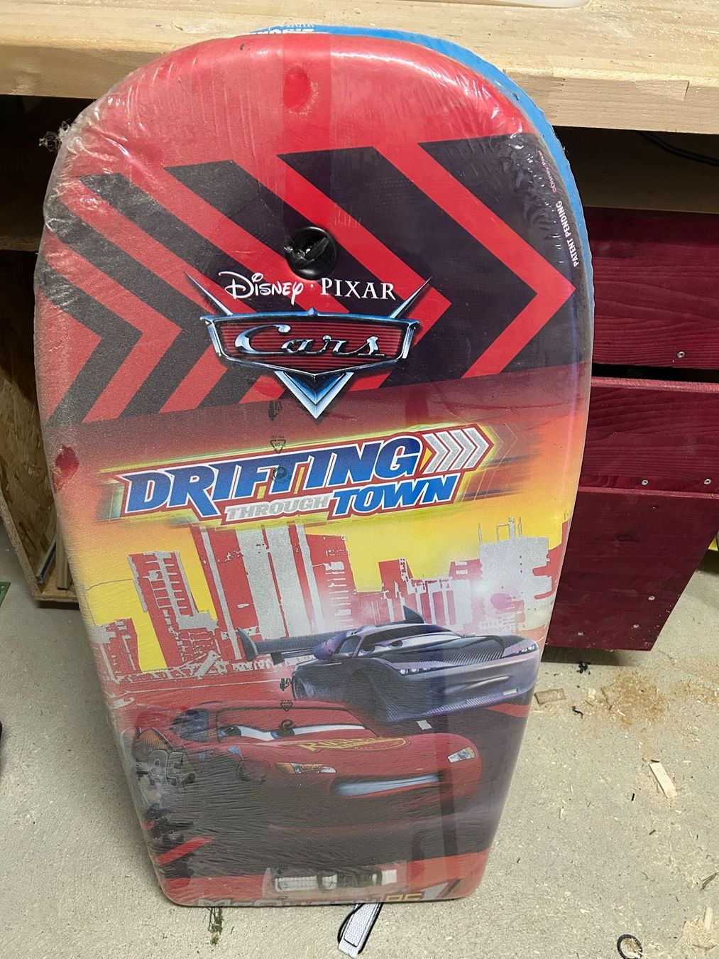 Surfboards & Schwimmbrette: Cars Bodyboard – Neu und originalverpackt aus Bassersdorf von Winti8406