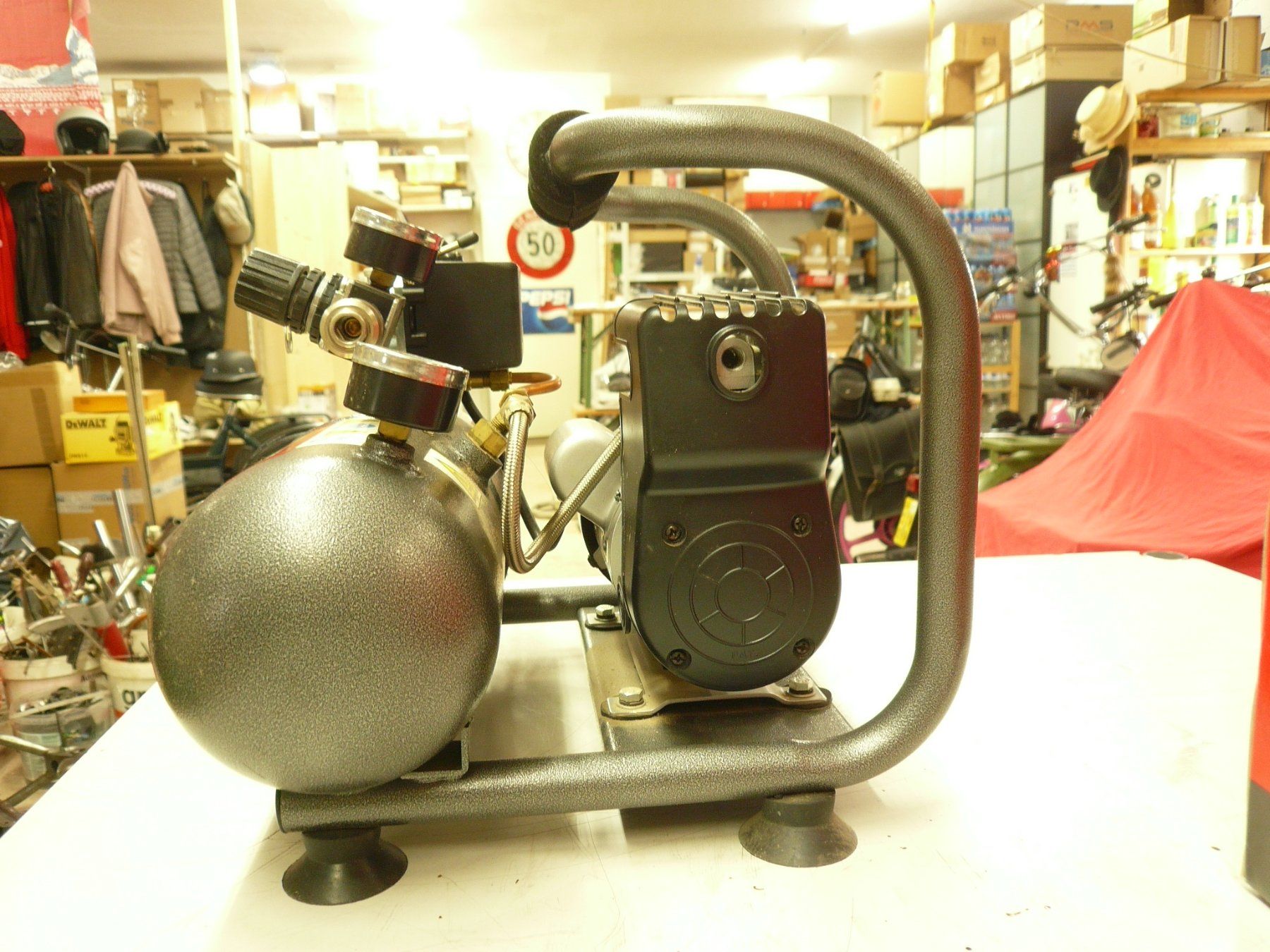 Compressori: KOMPRESSOR SENCO 125D / PC1010 FÜR BAUSTELLE ODER AIRBRUSH – Nuovo e nell'imballaggio originale da Pfaffnau venduto da nolff 8