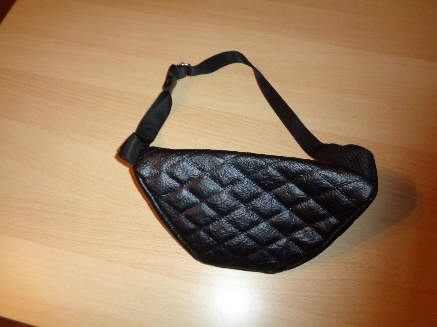 Borse da donna: *** schwarze Bauchtasche *** / Neu – Nuovo (secondo la descrizione) da Othmarsingen venduto da Leuchtturmlady 4