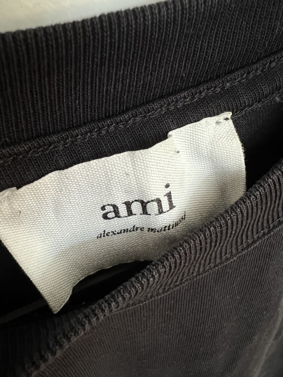 T-shirt: AMI Paris T-Shirt – Usato da Bern venduto da manuelschmid01 1