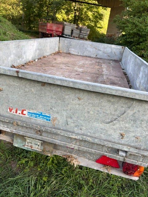 Rimorchi: Une remorque basculante Waroquier – Usato da Russy venduto da Guenefle 3