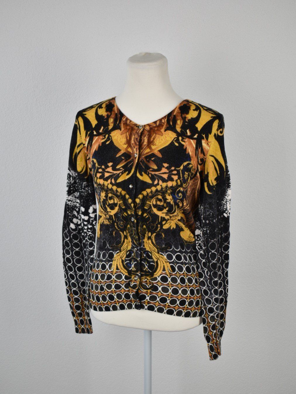 Giacche: Passport Strickjacke Gr.34 – Usato da Nürensdorf venduto da 2ND_STORY