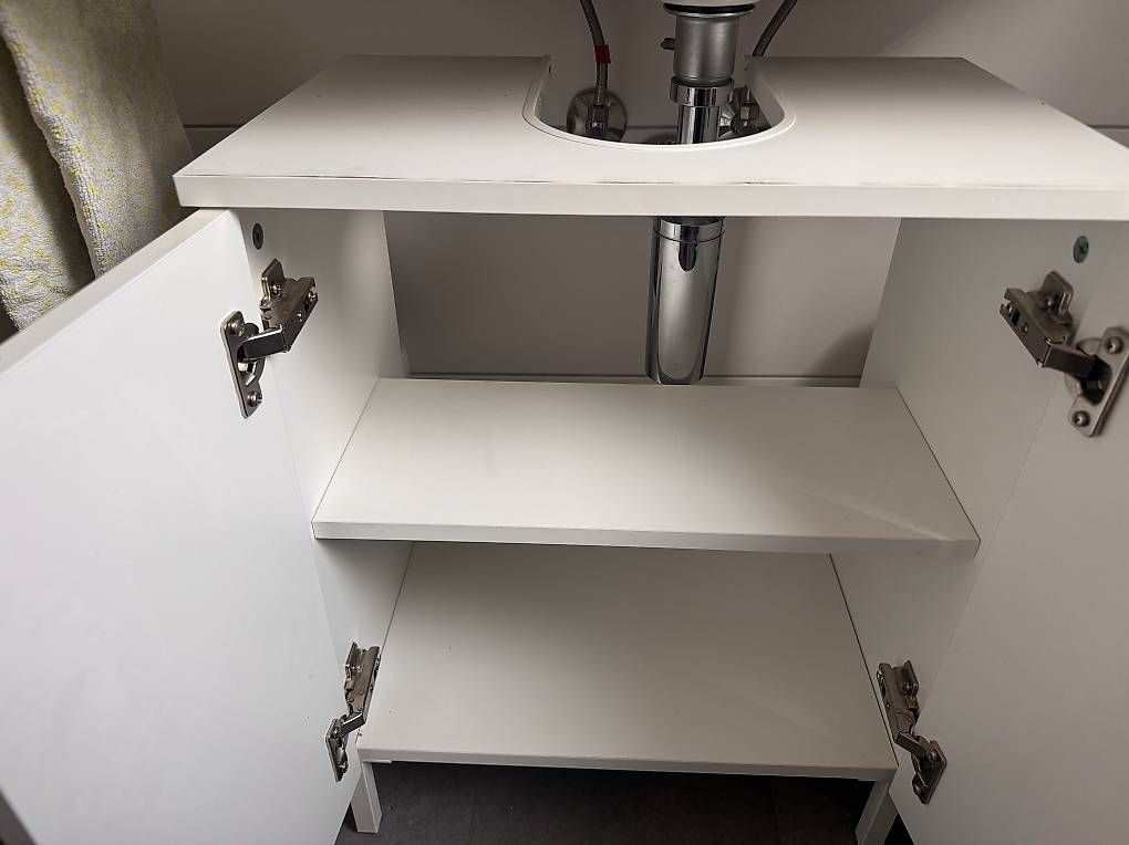 Mobili per bagno: Badezimmer unterschrank – Usato da Tübach venduto da tanja_12_ 2