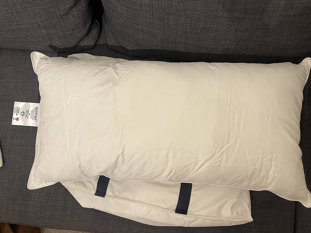 Cuscini: Royfort Kissen Primasoft NEU – Usato da Thalwil venduto da Chiarutscha 2