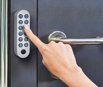 Lucchetti: LOCKIN Smart Lock Smartes Türschloss – Nuovo (secondo la descrizione) da Selkingen venduto da gwendolynx 2