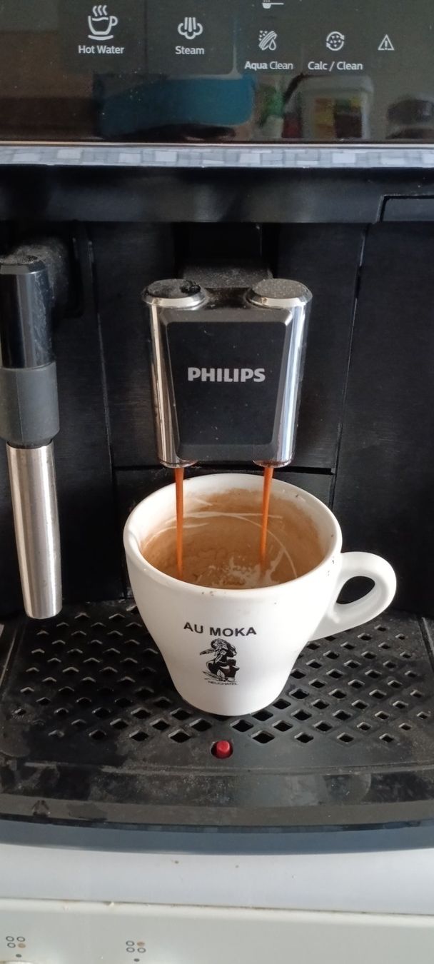 Philips Kaffeemaschinen & Espressomaschinen: Machine à café philips // Kaffeemaschine Philips – Gebraucht aus St-Imier von Sea_gj6q 2