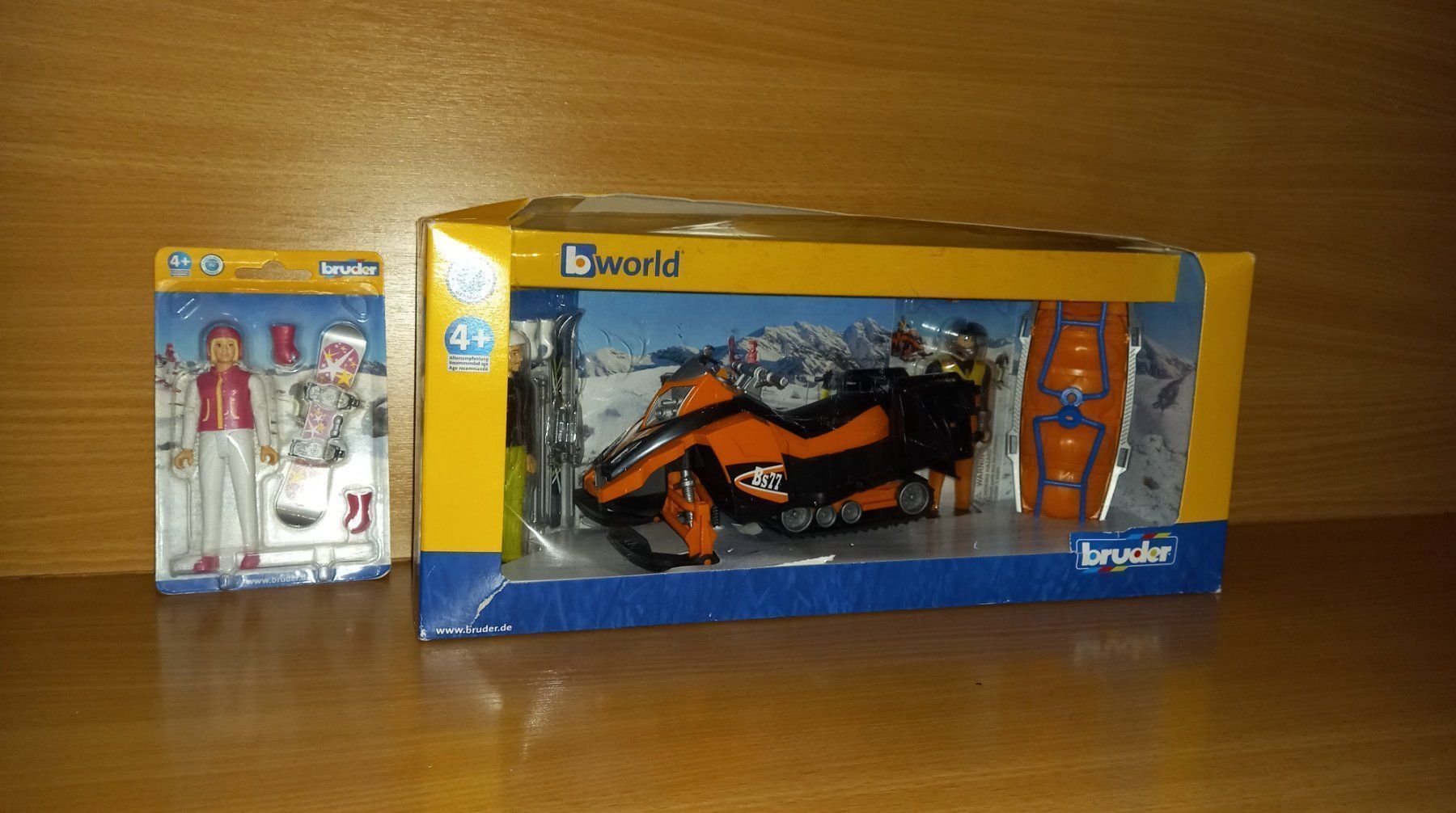 Bruder Giocattoli: BRUDER Winterset 63100 & 60420 NEU & OVP – Nuovo e nell'imballaggio originale da Gettnau venduto da Barbi85
