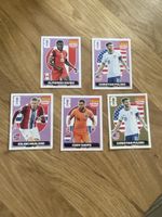 4 Extrasticker Lila und 1 Extrasticker Gold