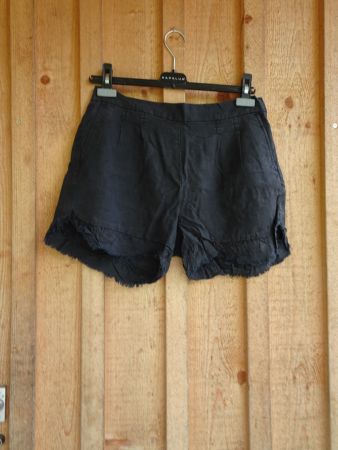 Kurze Hose schwarz von ESPRIT Gr. M - 42590