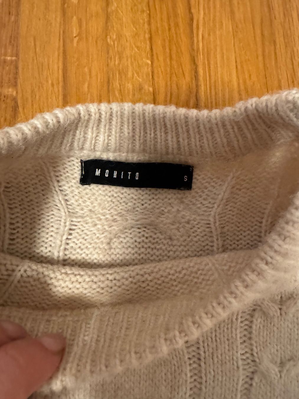 Pullover & Sweatshirts: MOHITO Pulli Gr. S – Gebraucht aus Jona von Good_luck1_ 5