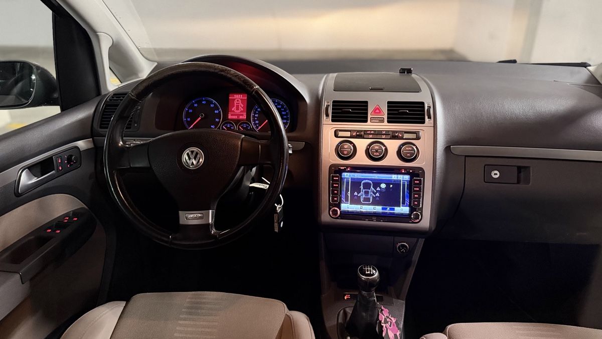 VW Autos: VW TOURAN – D'occasion à Wittenbach par lindi. 8