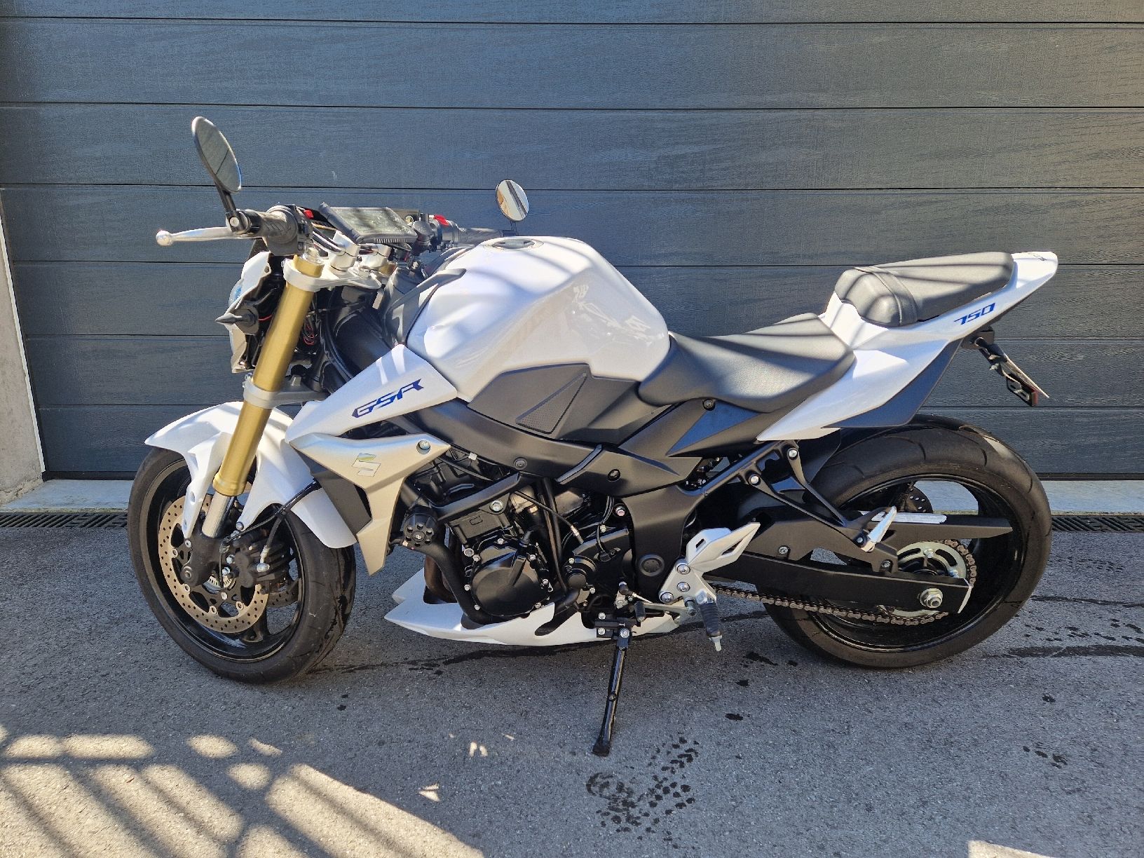 Strada: Suzuki GSR 750 - ABS – Usato da Bad Ragaz venduto da A_B_C_D 2