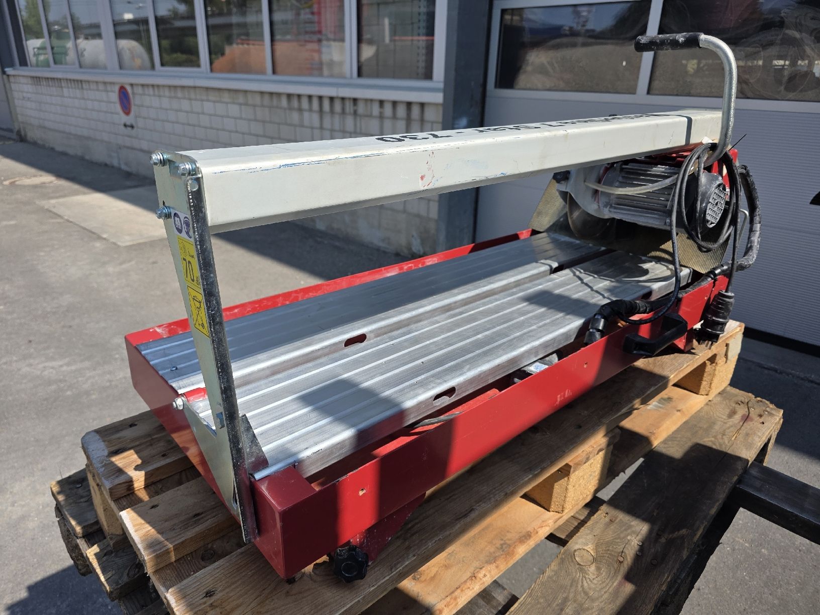 Tutte le macchine: Fliesen / Plättli Trennmaschine – Usato da Baar venduto da alf_682d 2