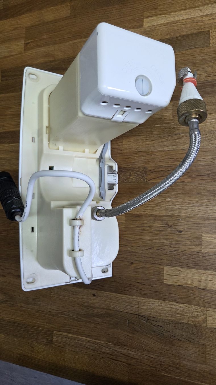 Geberit WC: Geberit Aquaclean Sela, Defekt ,Dusch-WC – Difettoso da Dornach venduto da Ihsan2 2