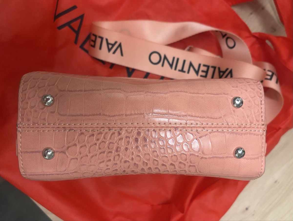 Valentino Altro in  Abbigliamento & Accessori: Sac Valentino – Usato da Valeyres-sous-Montagny venduto da Elianinha21 2