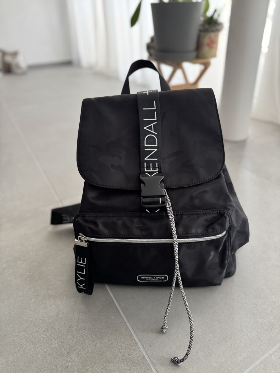 Rucksäcke: Rucksack Kendall + Kylie schwarz neu – Neu (gemäss Beschreibung) aus Frick von Cirilla