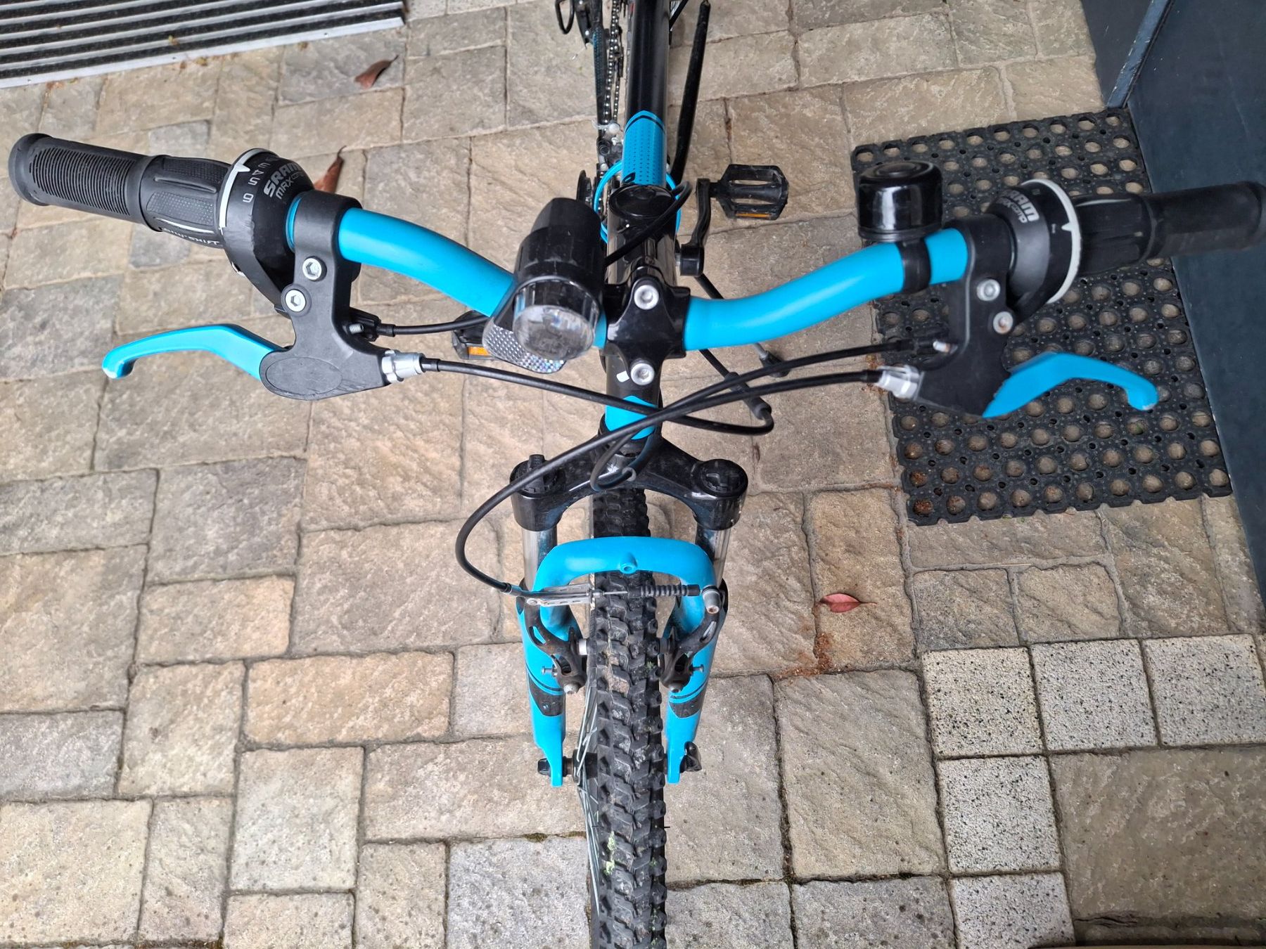 Decathlon Biciclette: VTT enfant / Kind MTB 24" B'TWIN – Usato da St. Antoni venduto da goul99 3