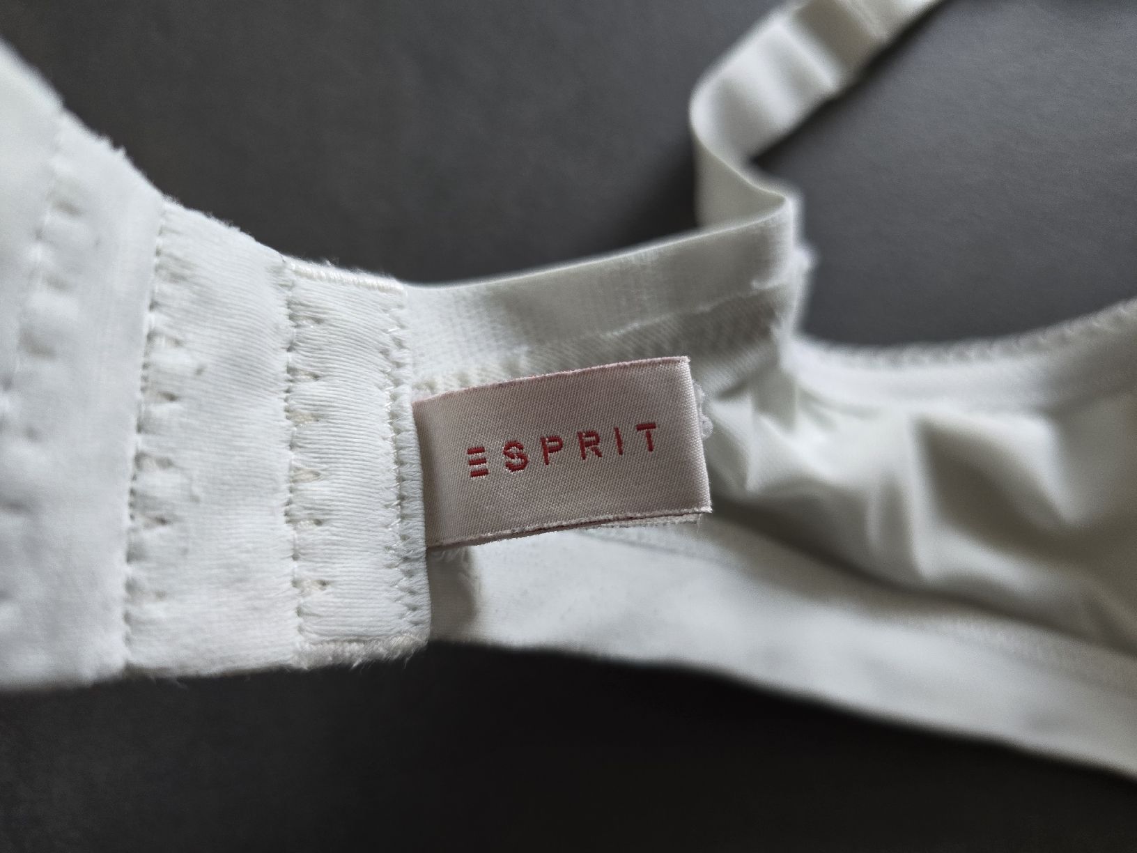 Esprit Sonstige Unterwäsche: BH 75E weiss von Esprit – Gebraucht aus Füllinsdorf von master_mind 2