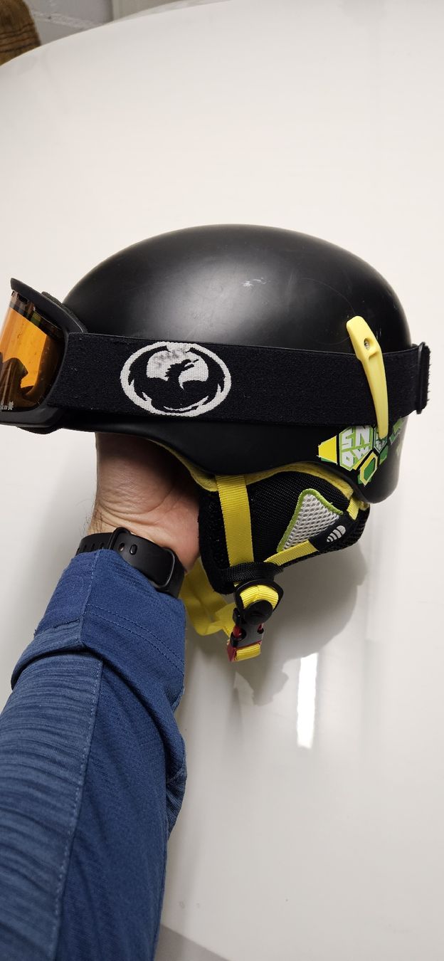 Helme: Skihelm schwarz Grösse XS/S – Gebraucht aus Wil SG von T_T 3
