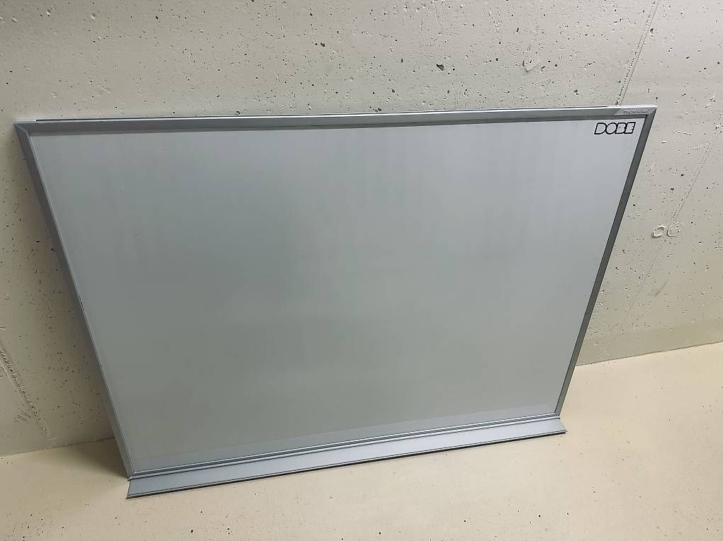 Wandtafeln: Whiteboard 120x90cm – Gebraucht aus Zürich von mar_22hb