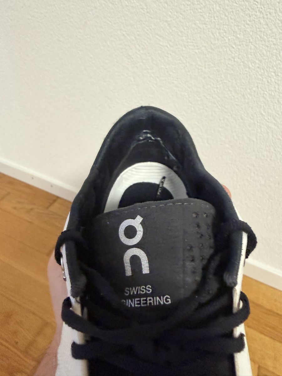 On Chaussures hommes: On Laufschuhe Cloud Grösse 38.5 – D'occasion à Möhlin par romano19 7