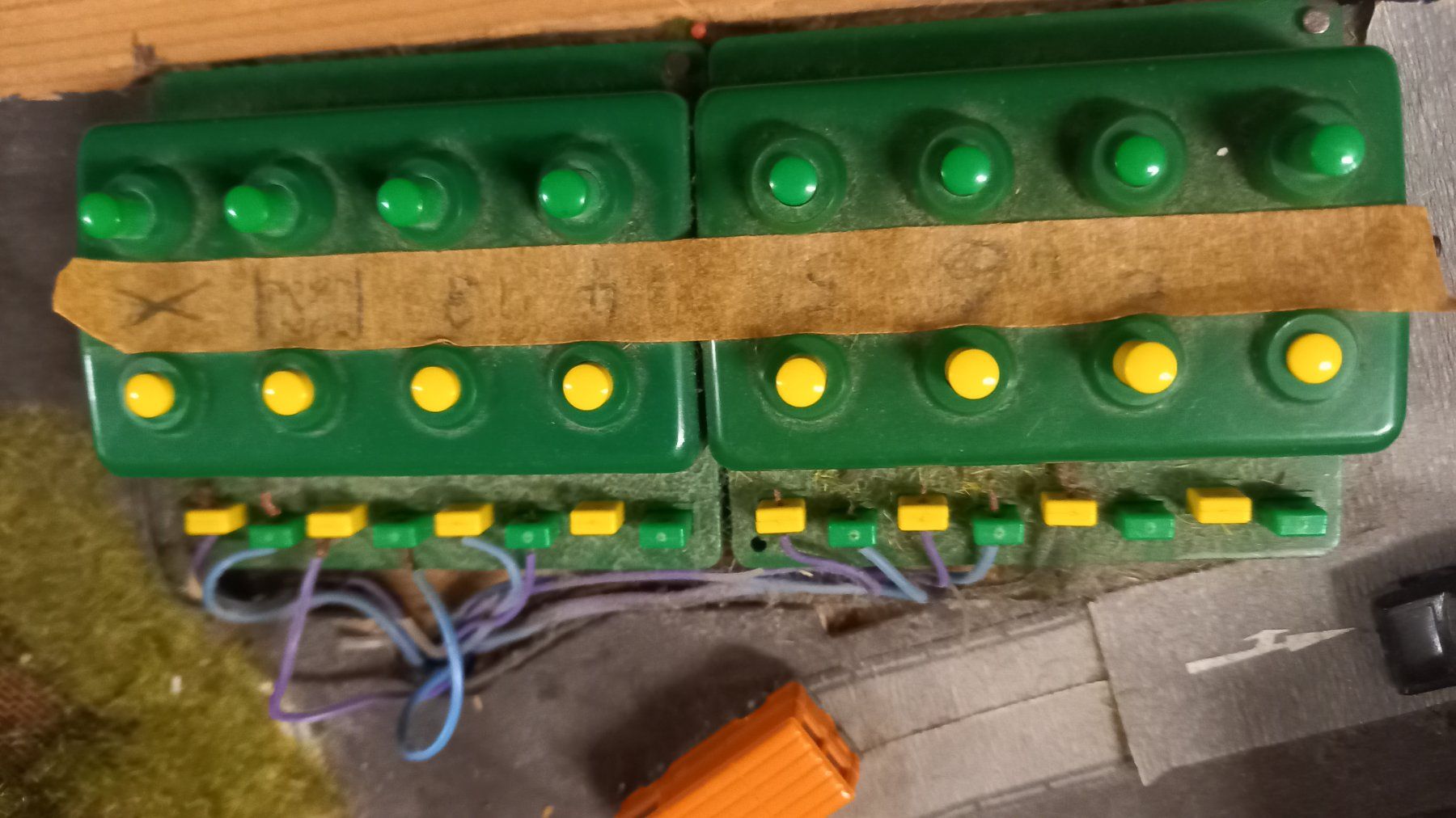 Modelleisenbahnen: Modelleisensenbahn Anlage Spur N – Defekt aus Alosen von RF21 8
