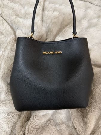 Schwarze Michael Kors Handtasche - Zeitlos elegant!
