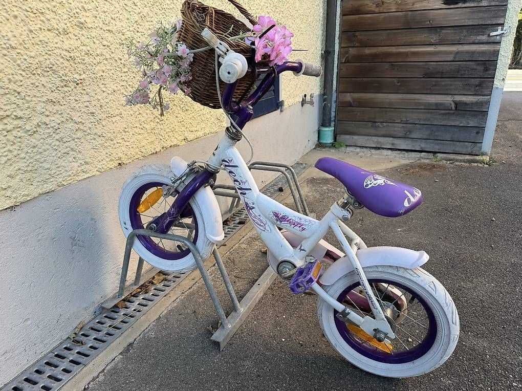 Vélos: Mädchen Lernvelo  – D'occasion à Hallau par KreativeMamaLehrerin 2